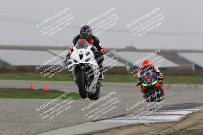 media/Nov-29-2025-TrackDaz (Sat) [[10ae2d9bce]]/A Group/Session 4 (Wheelie Bump)/